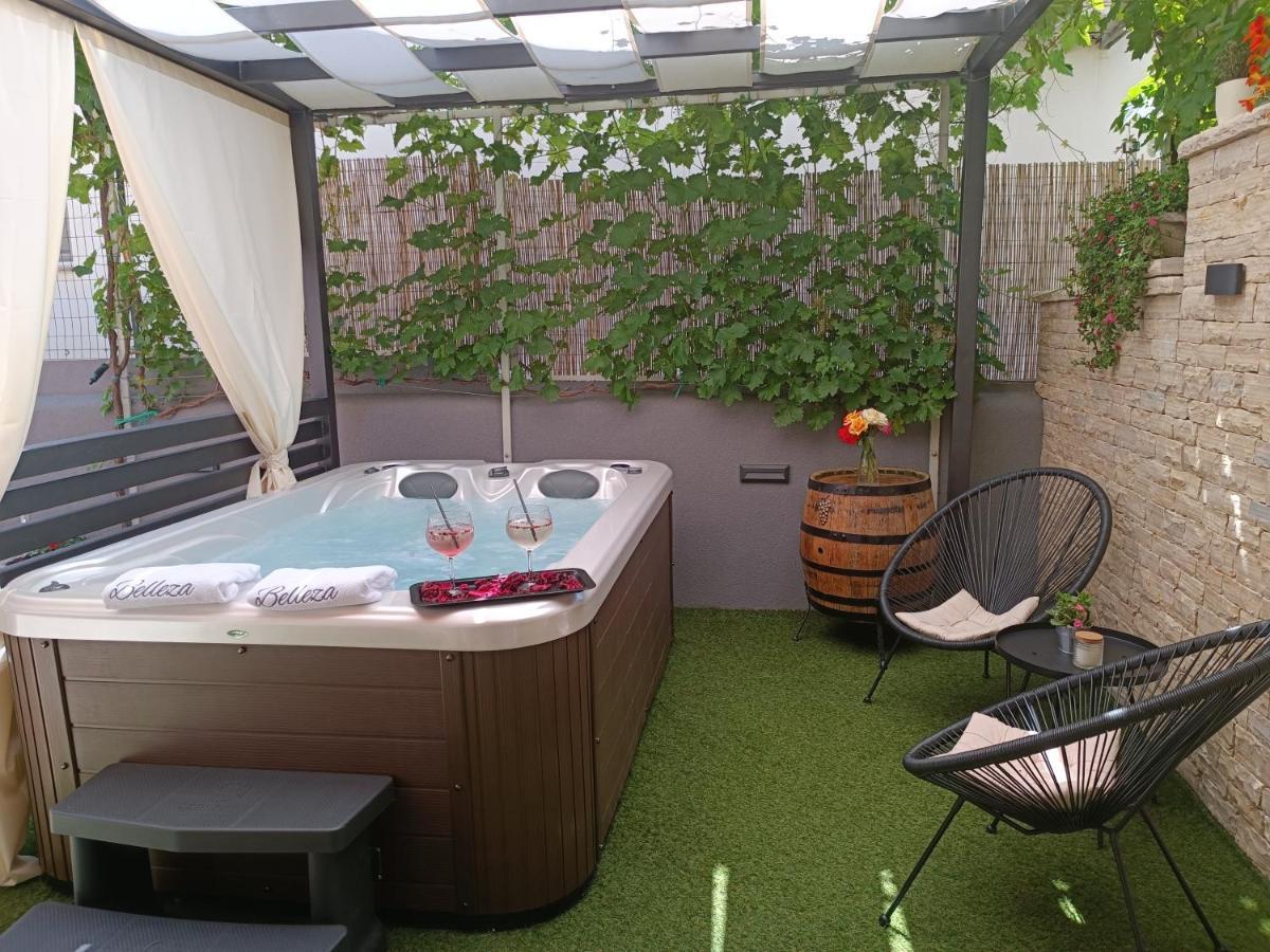 Apartment Belleza With Private Jacuzzi Zadar Extérieur photo